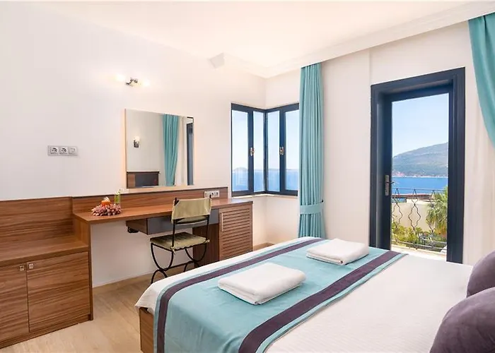 Merlot Boutique 3* カシュ