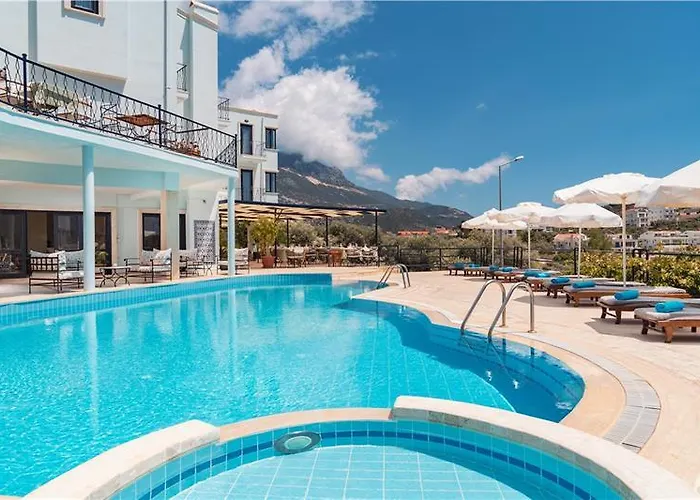 ホテル Merlot Boutique 3*